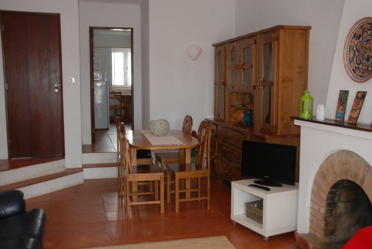 Casa Sobral Apartment Вила Нова де Милфонтеш Екстериор снимка